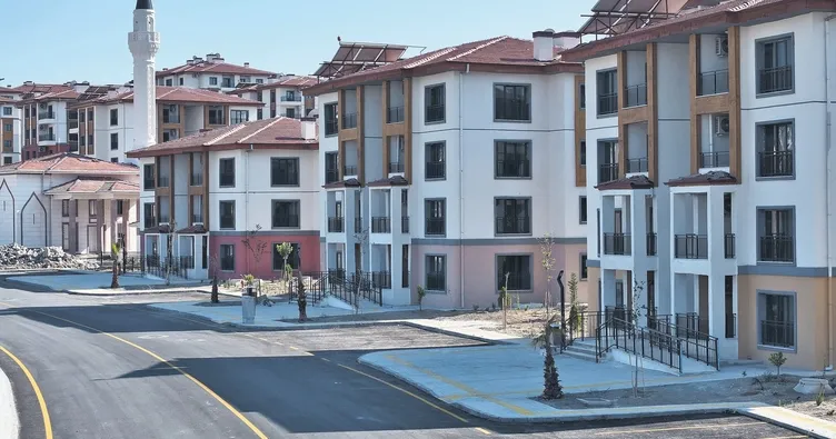 Hatay küllerinden doğuyor