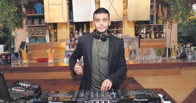 Rüzgar Erkoçlar, Rapçi Oldu ile ilgili görsel sonucu