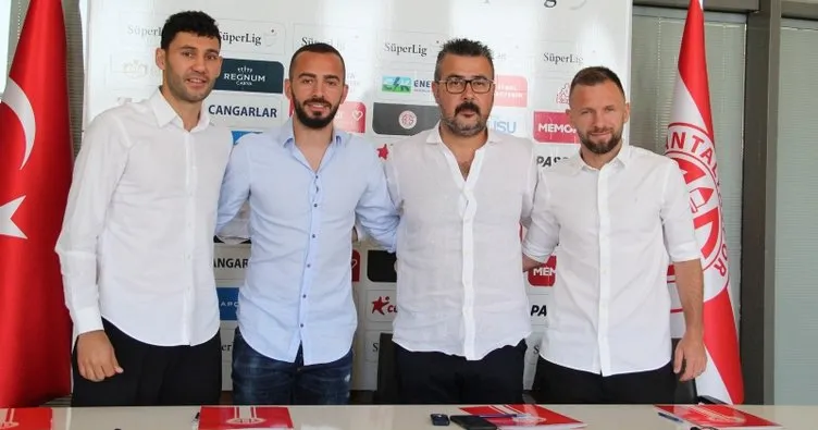 Antalyaspor, Hakan Özmert, Eren Albayrak ve Veysel Sarı ile sözleşme yeniledi