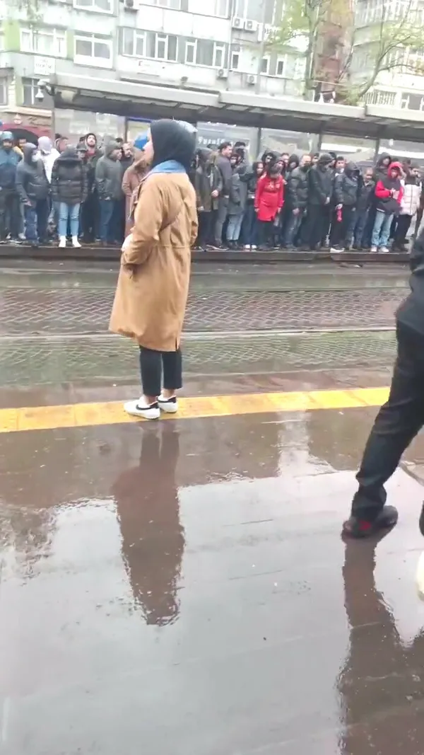 İstanbul’daki ulaşım felaketine vatandaş isyan etti: Başkanım İstanbul'a yolunuz düşer mi?