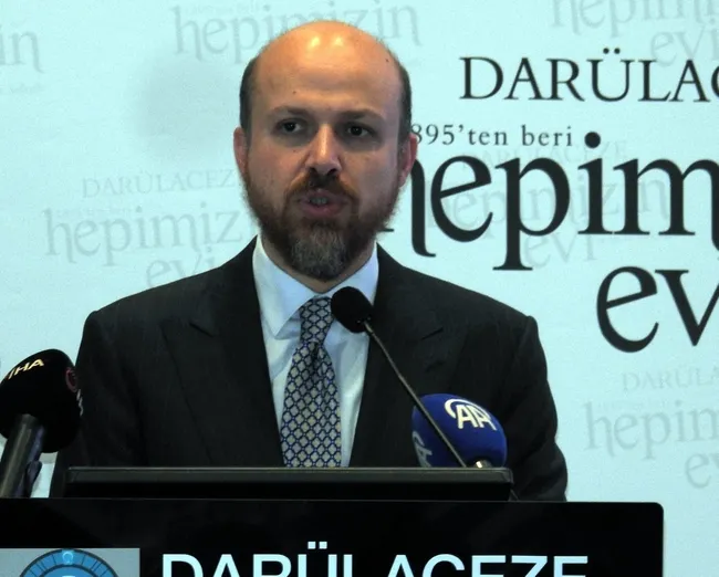 bilal-erdogan-vakfin-desteledigi-ogrencilerin-mutevazi-degil-hedefleri-kuresel-ve-global-olmali-1771624464884.jpg Bilal Erdoğan: “Vakfın desteklediği öğrencilerin hedefleri küresel ve global olmalı”