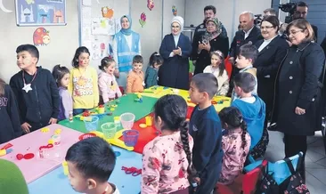 First Lady’den depremzedeye ziyaret