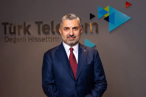 turk-telekom-teknolojisi-turk-futbolunun-destekcisi-1786712046797.jpg