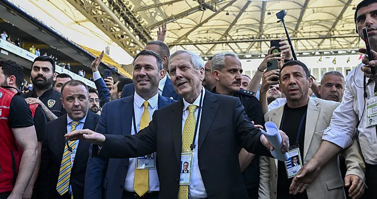 Son dakika haberi: Fenerbahçe Başkanı Aziz...