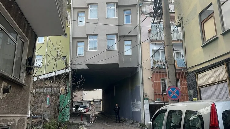 Bursa’da görenleri şaşkına çeviren olay! Binanın kolonları yok ama...