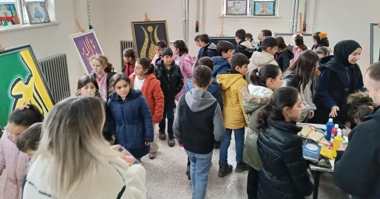Hamur’da imam hatip okullarının sanat sergisi