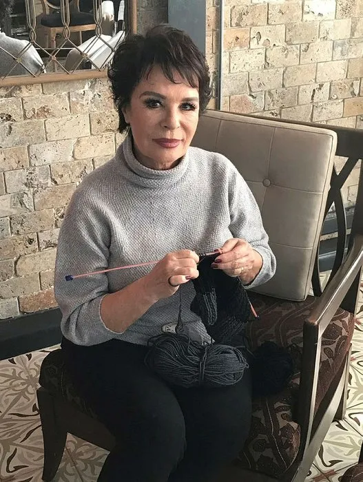 Ünlülerden çocuk istismarına tepki
