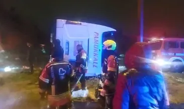 Yolcu otobüsü devrildi: 3 ölü, 30 yaralı