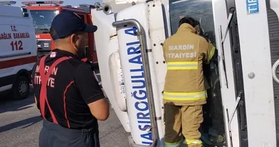TIR devrildi: Sürücü yaralandı