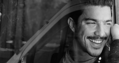 Hadise’nin sevgilisi Kaan Yıldırım ailesi ile gündemde! Hekimoğlu oyuncusu Kaan Yıldırım’ın babası meğer