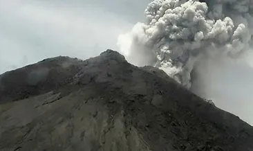 Endonezya’da yanardağ patladı! Son 24 saatte 3 patlama paniğe neden oldu