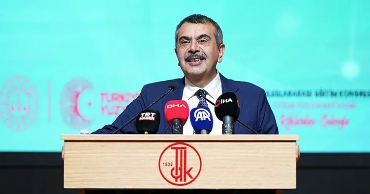 Bakan Tekin 1’inci Uluslararası Eğitim Kongresinde konuştu: Dinamik eğitim süreci istiyoruz