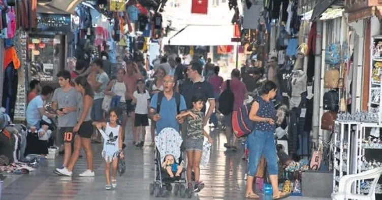 Ortadoğulu turistler Marmaris’e akın ediyor