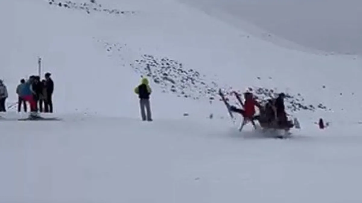 Kayak merkezinde kaza: 6 yaralı Kayak merkezinde kaza: 6 yaralı