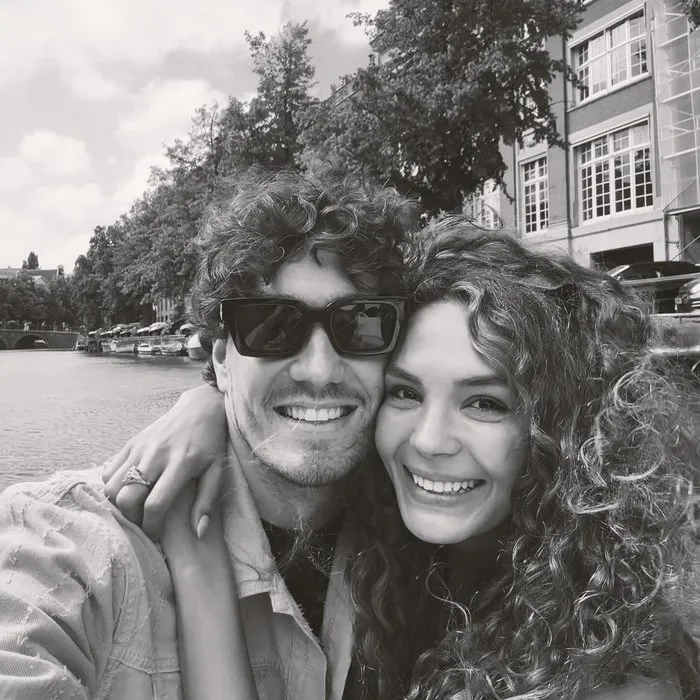 Aşkları dolu dizgin! Ebru Şahin ve Cedi Osman Amsterdam’da aşk tazeledi: Sosyal medyayı sallayan o kareler...