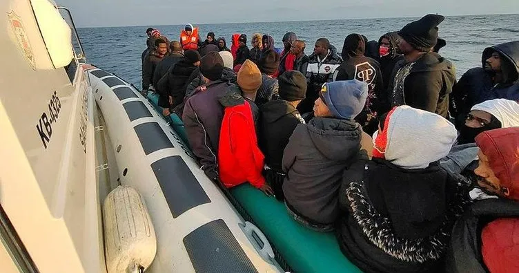 Yunanistan’ın ölüme ittiği 133 göçmen kurtarıldı