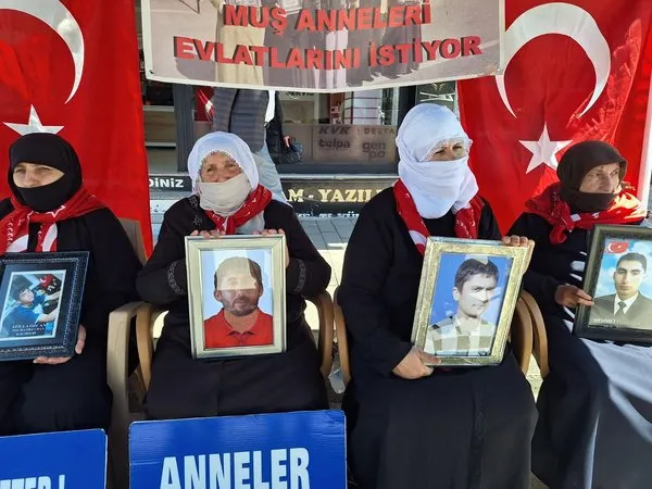 annelerin-umudu-sonmuyor-odasini-hazirladim-yeter-ki-gelsin-1747823754922.jpg