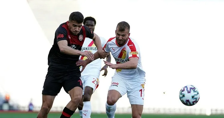 2 penaltının kaçtığı Karagümrük-Göztepe maçında gülen çıkmadı