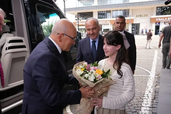 hazine-ve-maliye-bakani-mehmet-simsek-sorulari-cevapladi-1785779305949.jpg