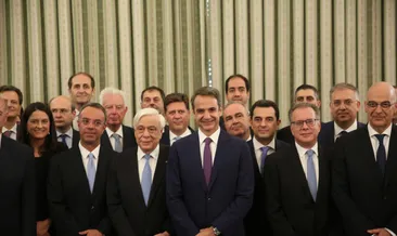 Yunanistan’da hükümet güven oyu aldı