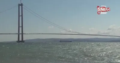 Ukrayna’dan yola çıkan Kuru yük gemisi ‘Razoni’ Çanakkale Boğazı’ndan geçti | Video