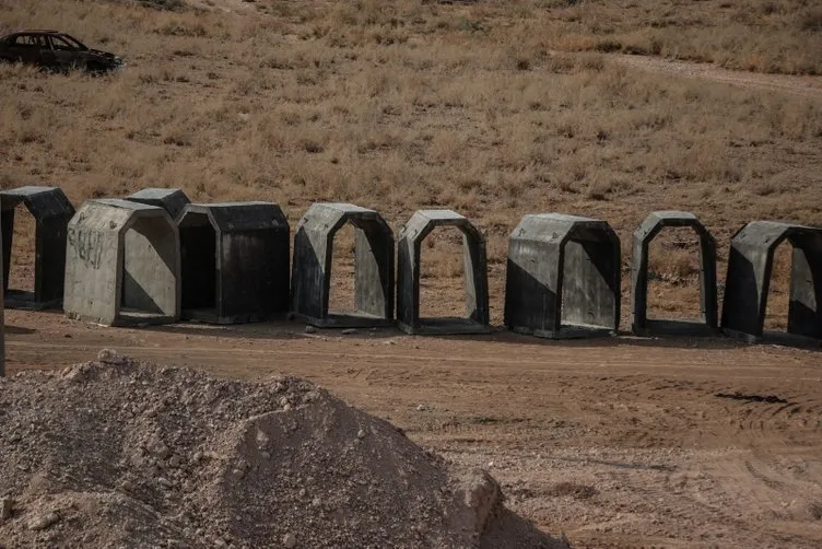 Tel Abyad’daki Ermeni Kilisesi önce DEAŞ sonra PKK tarafından karargah olarak kullanılmış