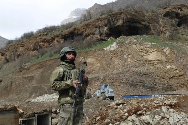 'PKK inlerine' bahar operasyonu