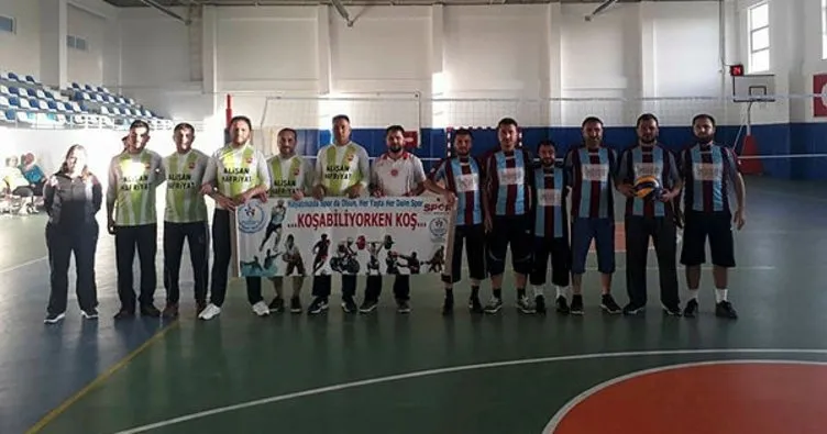 Nevşehir Acıgöl’de kurumlar arası voleybol turnuvası başladı