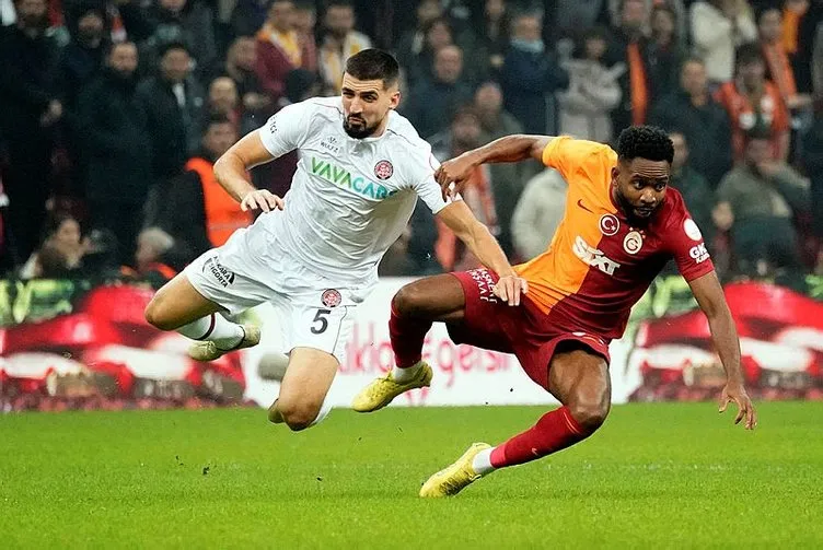 Son dakika haberleri: Serdar Dursun Galatasaray maçında inanılmazı başardı! Sosyal medya yangın yerine döndü: Tam gol olacakken...