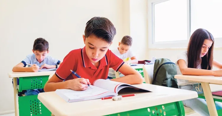 10 soruda yeni müfredat: Dersler sadeleşti beceri öne çıktı