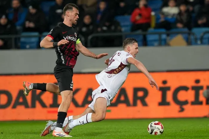 kupada-kritik-randevu-genclerbirligi-trabzonspor-macinin-11leri-belli-oldu-1778682521385.jpeg