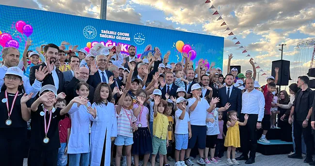 Bakan Memişoğlu’ndan gençlere sigara uyarısı: Her 3 kişiden 1’i maalesef kullanıyor