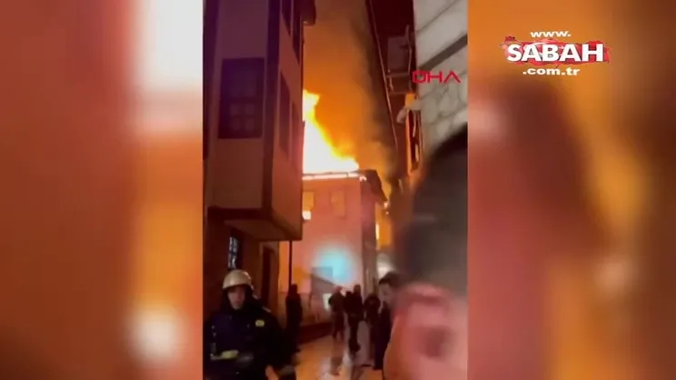 Kaleiçi'nde tarihi ev küle döndü | Video