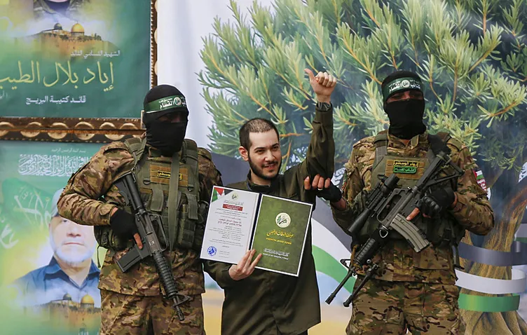 İsrail kaos tuşuna bastı! Soykırımcı bakandan savaş açıklaması: Zafer daha önemli!