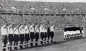 Liseler arası maçta üzen görüntü: Gol sevincini Nazi selamıyla kutladılar