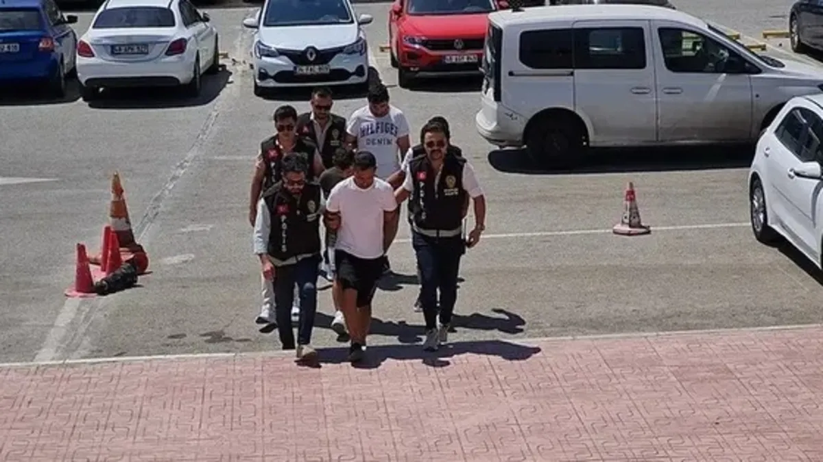 Eski eşini sokak ortasında öldürmüştü! İndirimsiz ağırlaştırılmış müebbet hapis Eski eşini sokak ortasında öldürmüştü! İndirimsiz ağırlaştırılmış müebbet hapis