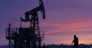 Brent petrolde arz endişesi yaşanıyor