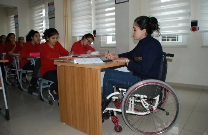 Engelli öğretmen atama takvimi 2023 MEB: 3 bin 500 Engelli öğretmen ataması başvuru tarihleri belli mi, şartları ve kontenjanlar açıklandı mı?