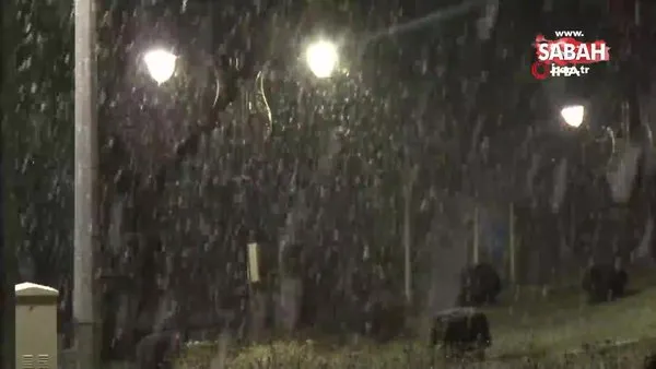 İstanbul'da beklenen kar yağışı etkili oldu, Çamlıca'ya lapa lapa kar yağdı | Video