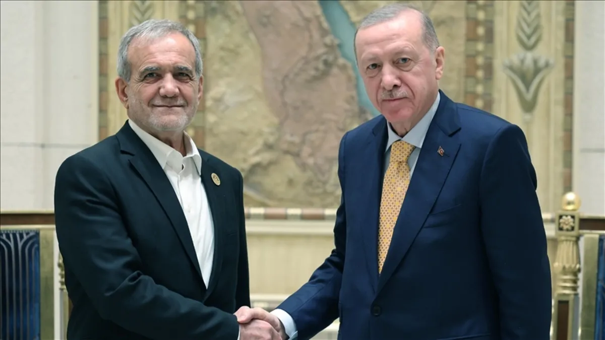 Cumhurbaşkanı Recep Tayyip Erdoğan ve İran Cumhurbaşkanı Mesud Pezeşkiyan telefon görüşmesi