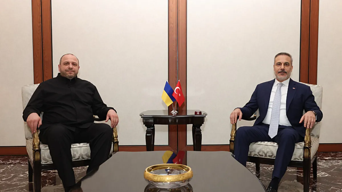 Bakan Fidan, Rüstem Umerov ile bir araya geldi!