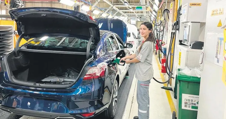 Kadın çalışan sayısı 4 kat arttı