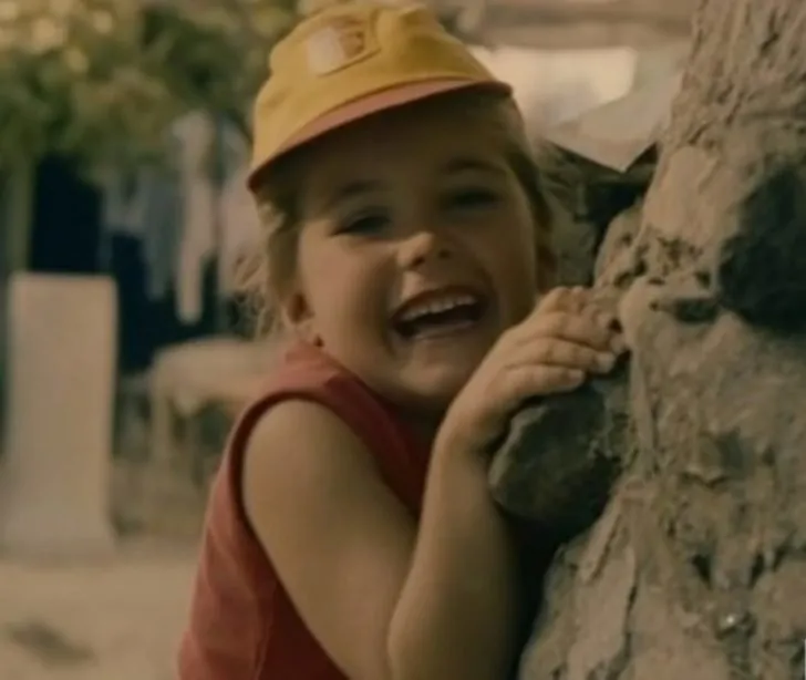 Garip’in cimcime Fatoş’uydu... Yeşilçam’ın minik yıldızı Ece Alton’a yıllar acımasız davrandı! İşte son hali...