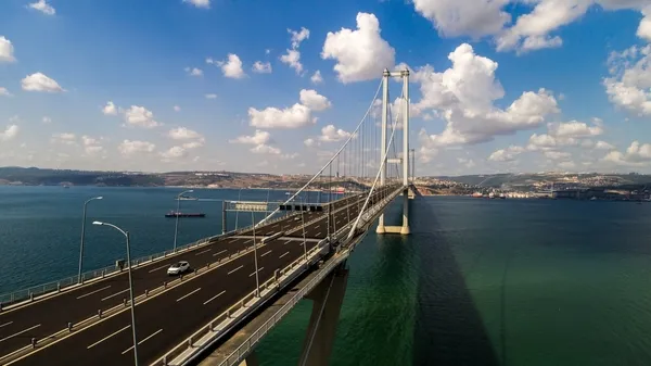 bakan-uraloglu-acikladi-osmangazi-koprusu-10-yasinda-akaryakit-ve-zamandan-211-milyar-tl-tasarruf-ettik-1782905544186.jpeg