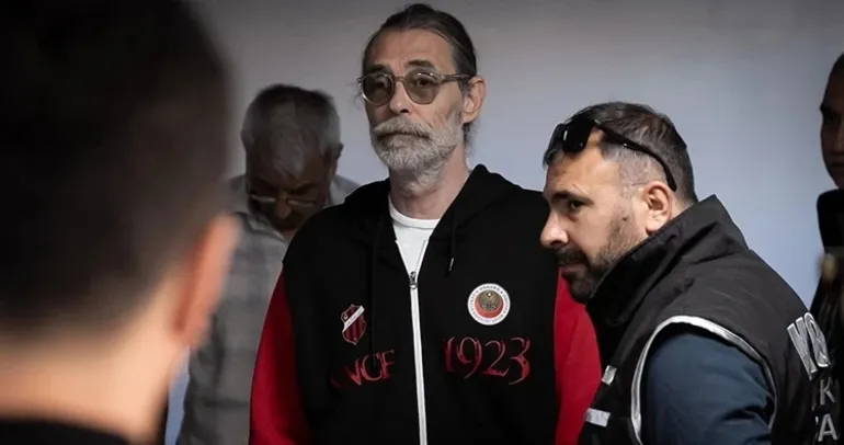 İçişleri Bakanlığı duyurdu! Erdal Beşikçioğlu görevden uzaklaştırıldı