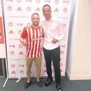 Valbuena imzayı attı