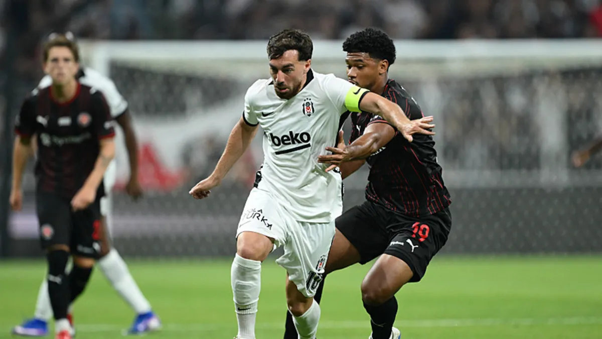 CANLI | Beşiktaş - Midtjylland | Maçta ilk yarı sona erdi haber görseli