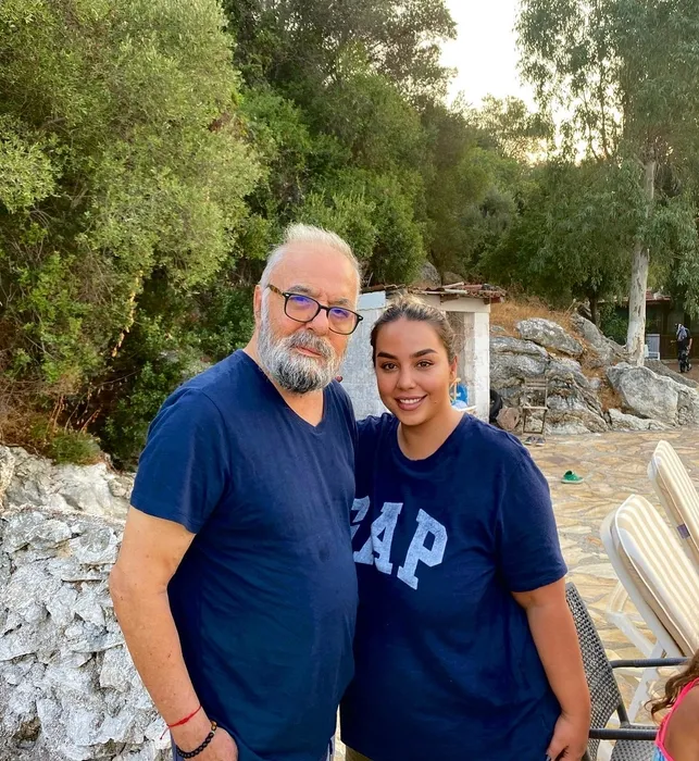 Ferdi Tayfur’un yeğeni GÜNAYDIN’a konuştu: Dayım, Tuğçe’nin şarkılarını söylemesini yasakladı