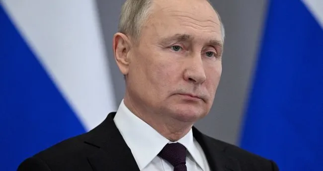 SON DAKİKA: Rusya Devlet Başkanı Putin'den flaş sıkıyönetim kararı!