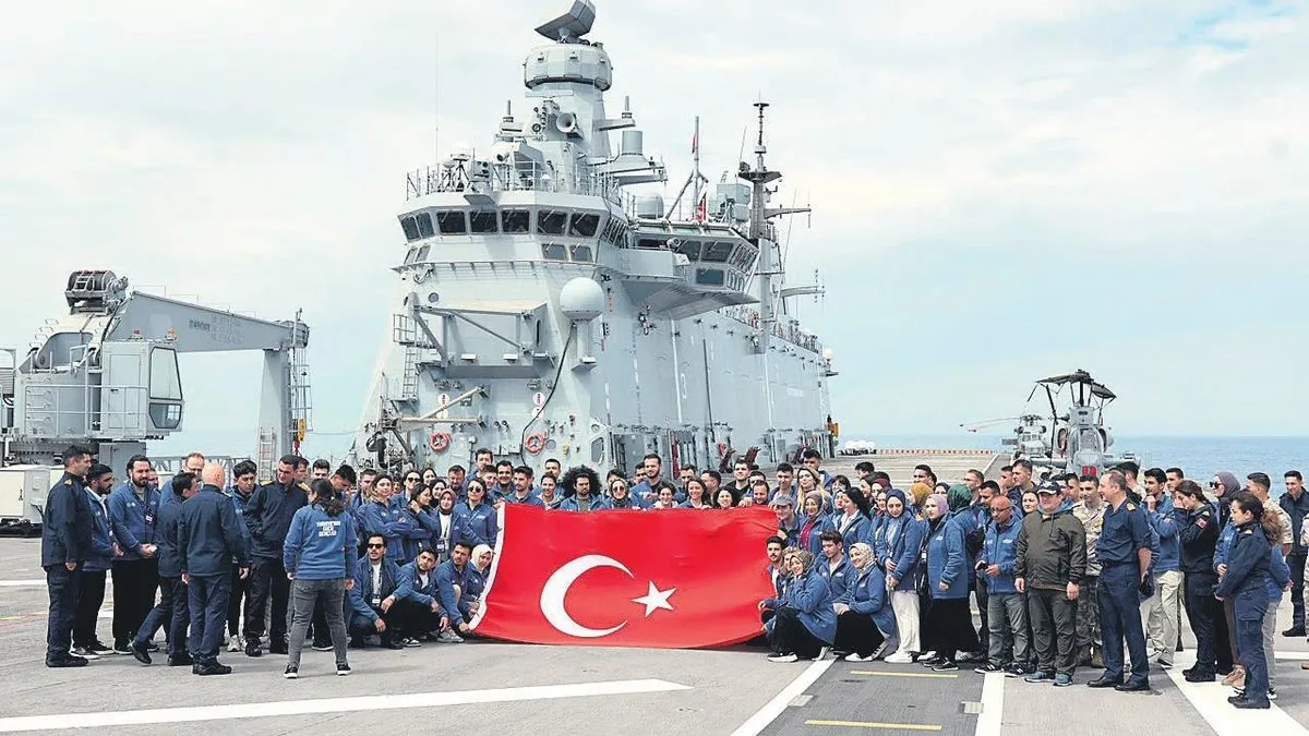 Başarılı 350 genç ‘Zafer Yolculuğu’nda